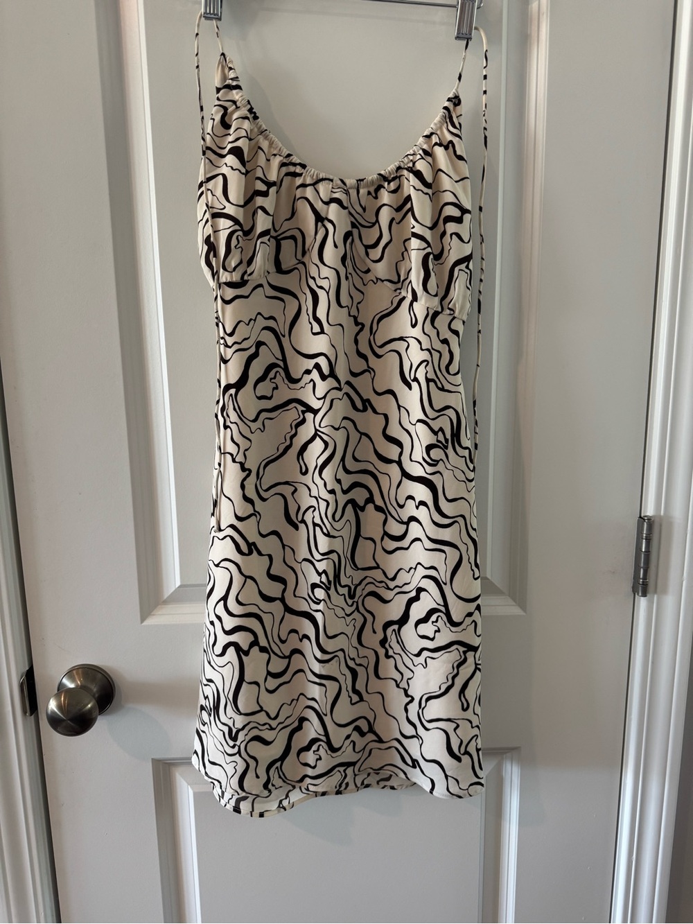 NWOT Abercrombie & Fitch Cream Slip Dress with Black Abstract Print